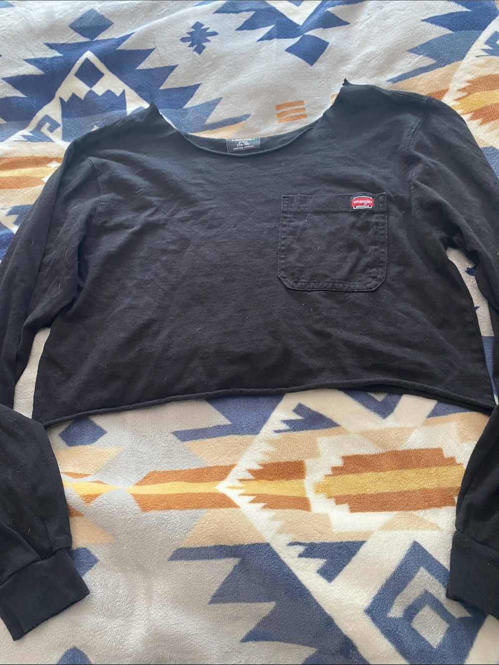 Wrangler Black Cropped Long-Sleeve Hoodie with Pocket men’s small